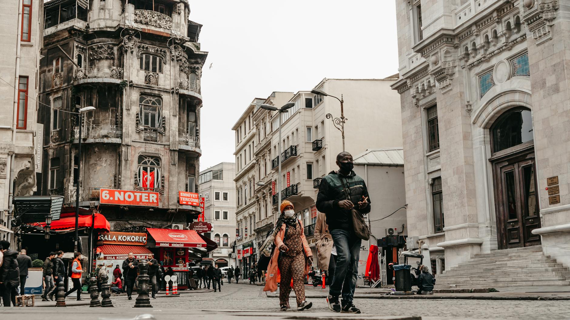 호갱 탈출! 15년 거주자 Baran가 전하는 이스탄불 여행 필수 에티켓과 사기 예방 가이드